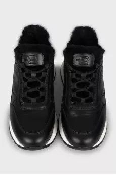 Insulated leather sneakers