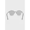 Glasses with metal frames