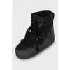 Insulated boots decorated with sequins