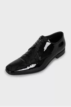 Men's patent leather shoes