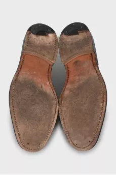 Men's brogues made of perforated leather