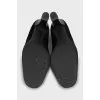 Suede shoes with leather decor
