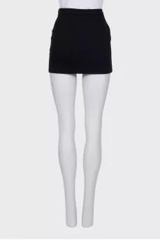 Black shorts skirt with pockets