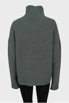 Knitted green sweater with tag