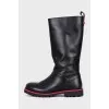 Insulated leather boots with zip