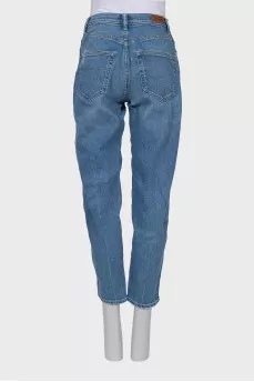 Завужені джинси на середній посадці