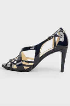 Varnish blue sandals