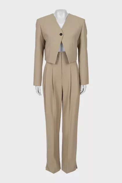 Wool suit with trousers in beige 