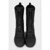 High boots with rubber toe