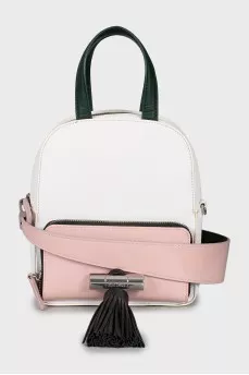 Crossbody bag decorated with tassel