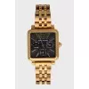 Quartz watch in gold color