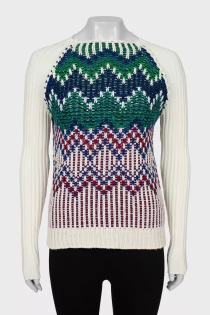 Knitted sweater with a pattern
