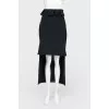 Asymmetric skirt