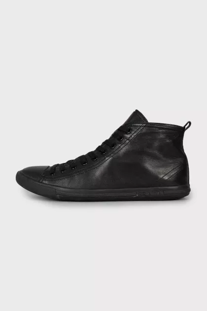 Black leather sneakers