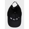 Black cap with branded embroidery