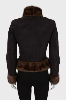 Fitted sheepskin coat with fur