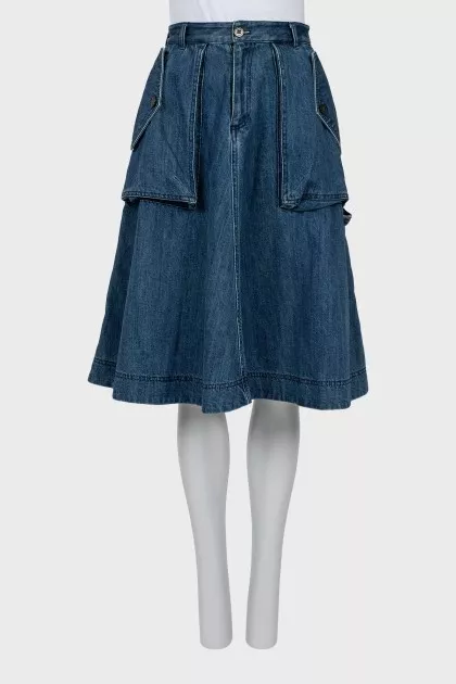 Fitted denim skirt