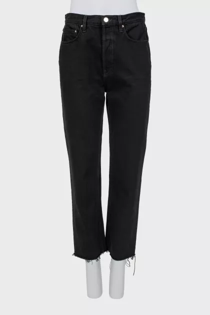 Jeans with raw edges
