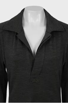Wool dress with relief seams