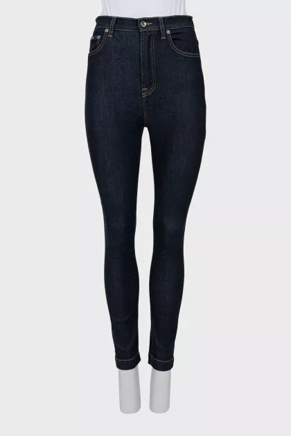 Slim fit mid rise jeans