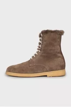 Men's boots with fur upper