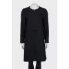 Straight coat decorated with a bow