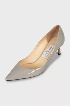 Grey pointed toe shoes