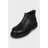 Cropped leather boots