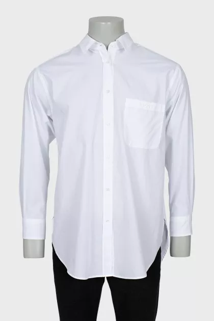 Men's shirt with embroidery on the pocket