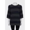 Two-tone sweater with 3/4 sleeves