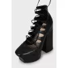 Leather lace-up shoes