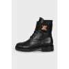 Leather boots Wonderland