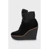 Wedge boots made of textile and suede