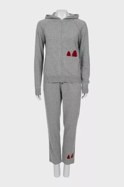 Cashmere tracksuit