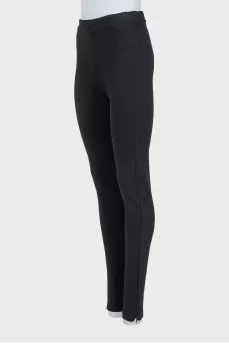 Sports leggings with zippers at the bottom