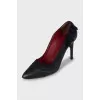 Leather shoes with textile decor
