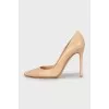 Beige leather shoes