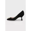 Suede shoes with rhinestones