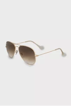 Aviator sunglasses with thin frame