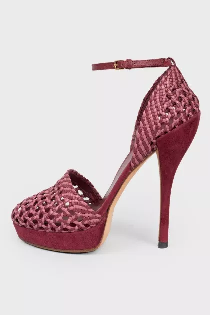 Weave sandals