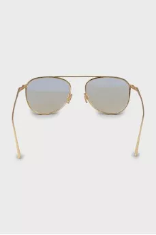 Thin gold frame with tag