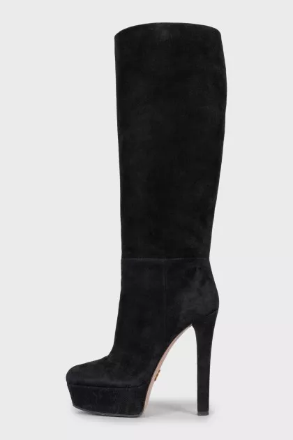 Black suede boots