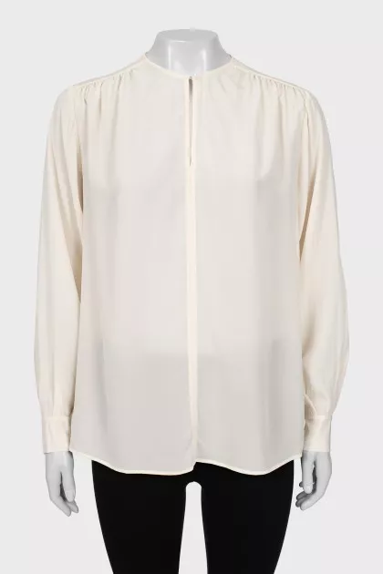Silk blouse with button fastening