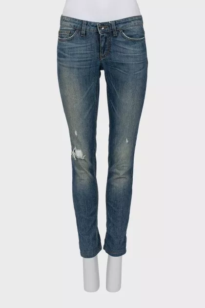 Low Waist Ripped Jeans