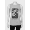Gray T-shirt with print