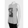 Gray T-shirt with print