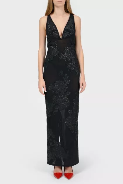Deep V-neck maxi dress