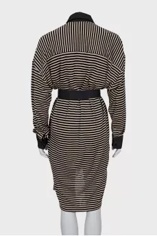 Fitted dress with striped print