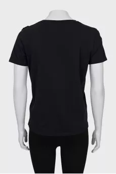 Black T-shirt with silver buttons