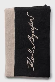 Beige scarf with tag